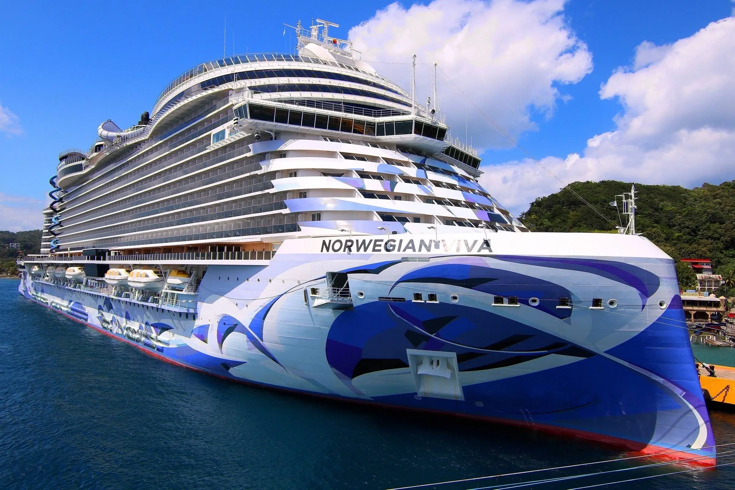 Norwegian Viva at the Port of Roatan, Honduras